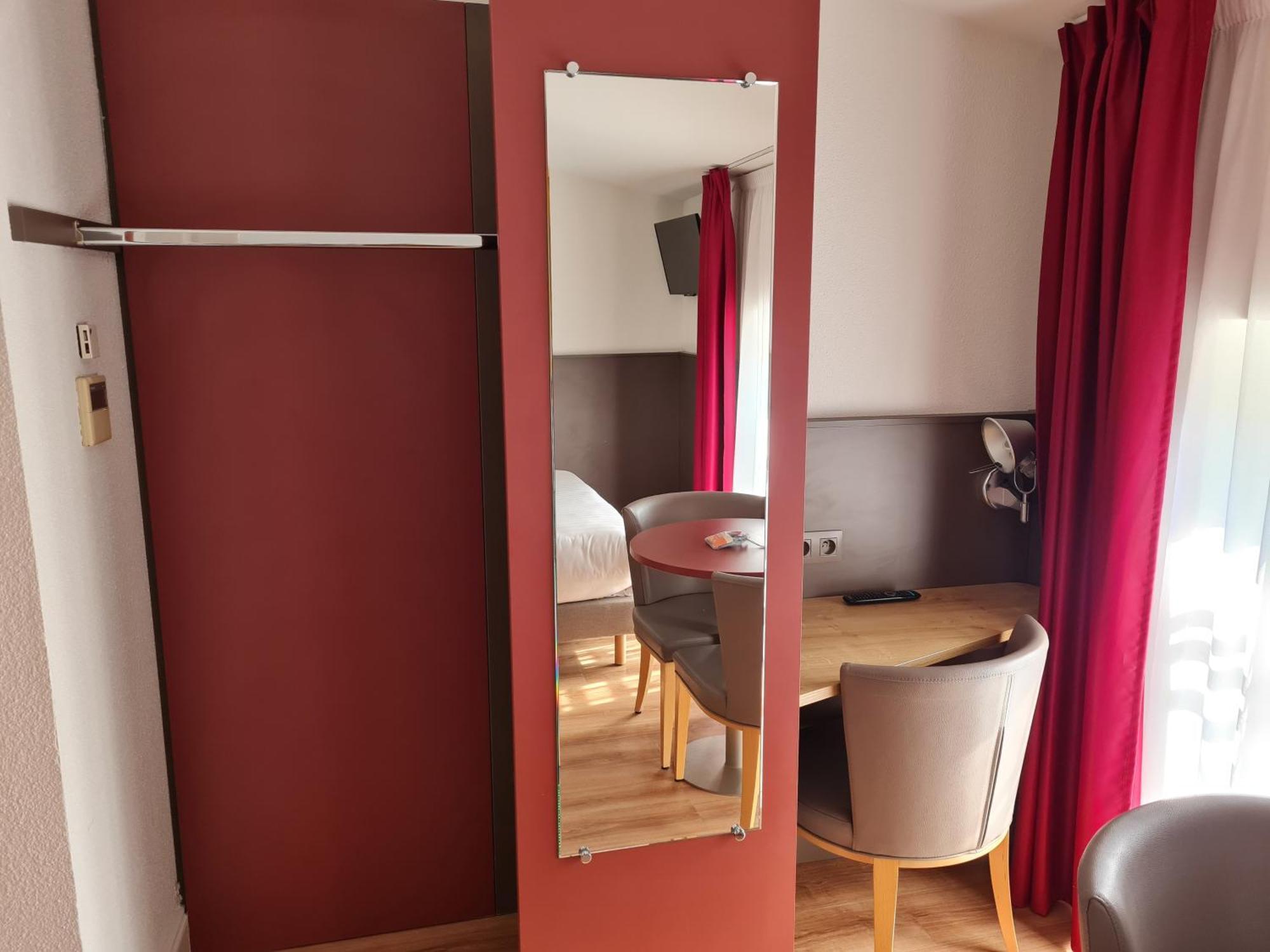 Apparthotel Privilodges Le Royal Annecy Oda fotoğraf